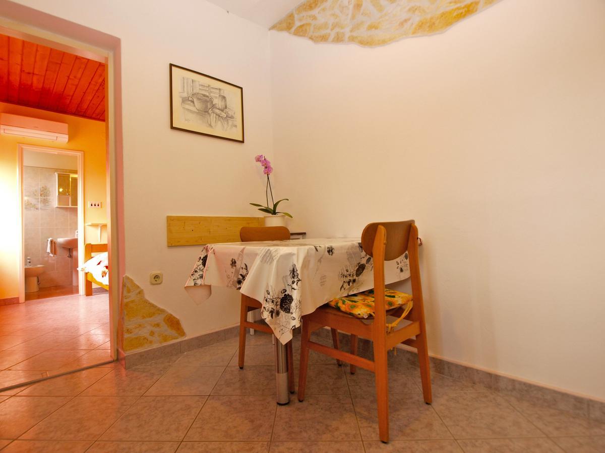 Apartments Luciano 1576 Ližnjan Buitenkant foto