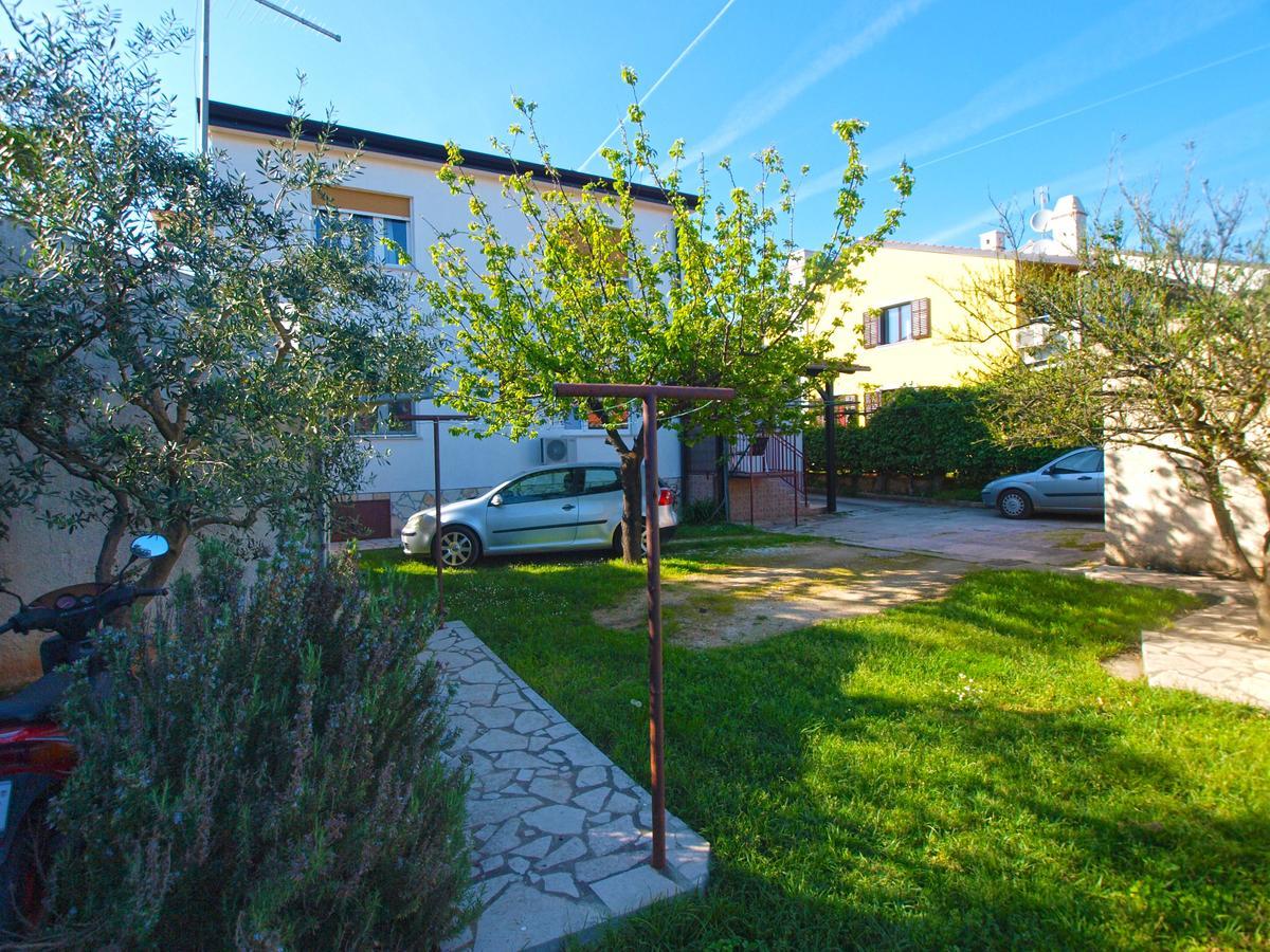 Apartments Luciano 1576 Ližnjan Buitenkant foto